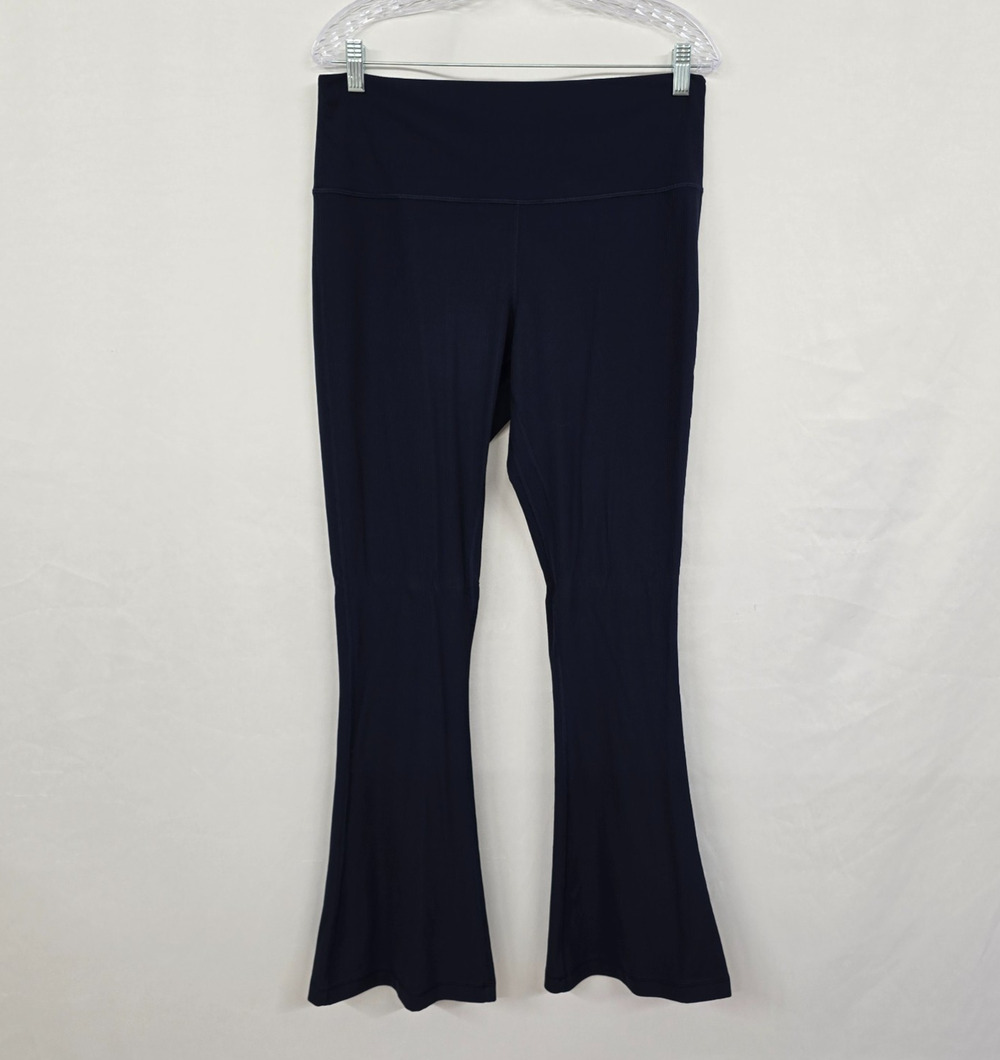 Lululemon Align High Rise ribbed Mini Flared Pant Women's 14 True Navy EUC
